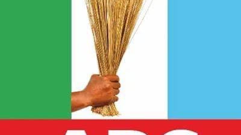Tinubu Constitutes APC Presidential Campaign Council