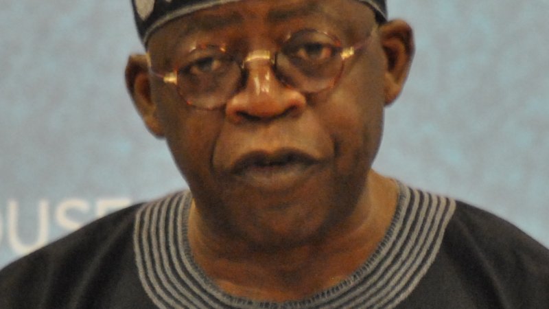 Tinubu Meets APC Governors on Campaign Council List